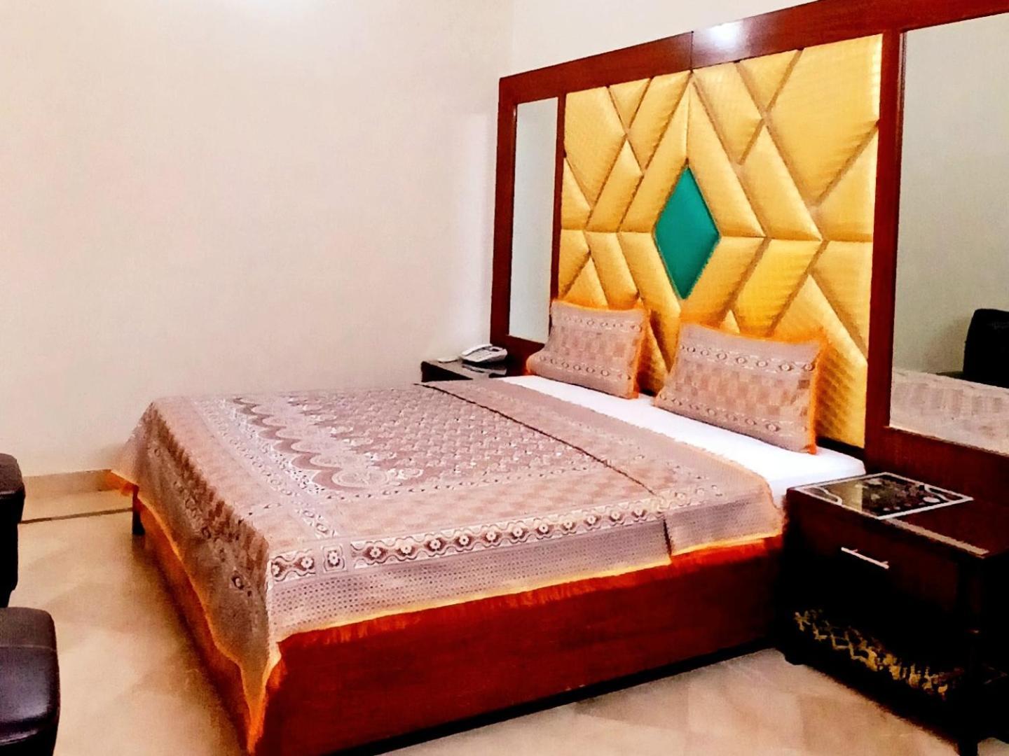 Subhan Palace Guest House Karachi Exterior photo
